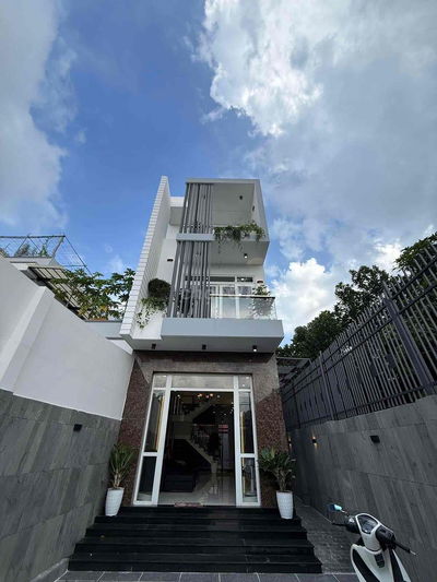 BÁN NHÀ MT BỜ KÈ Đg TX24-P-THỚI AN ( MỚI)TPHCM:DT:5,5MX35-GIÁ7,9TỶ