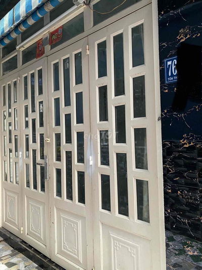 Cần bán gấp 1tỷ4 nhà 1 trệt 4 lầu cách đường ô tô 60 m,sổ hồng riêng l