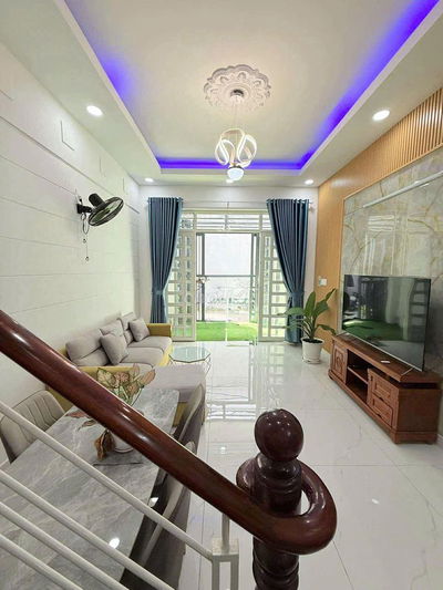 NHÀ 2 TẦNG 4x10m-HẺM XE HƠI-NGAY METRO QUẬN 12-SÁT GÒ VẤP- CHỈ 3,9 TỶ