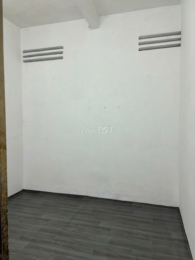 CHO THUÊ PHÒNG TRỌ GIÁ BÌNH DÂN HẺM LONG VÂN TỰ BÌNH THẠNH GẦN CHỢ