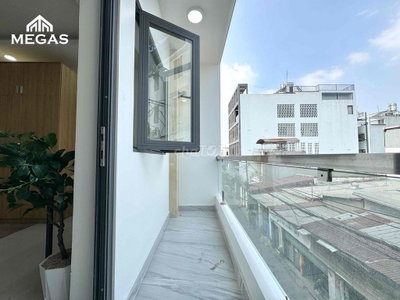 Studio ban công full nội thất đi bộ qua đại học Văn Lang cs 3 (5 phút