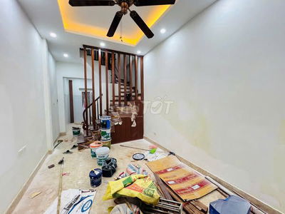 NHÀ 2 THOÁNG - CÁCH OTO 40M - TT THANH XUÂN - DIỆN TÍCH RỘNG - 9.5 TỶ