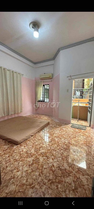 Phòng trọ Lê Quang Định 3tr8 có ban công