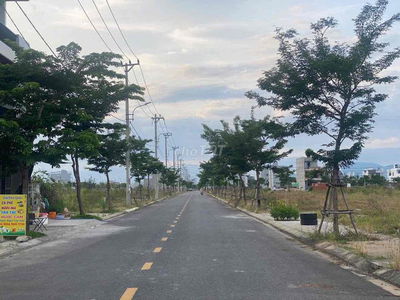 bán góc đầm sen khu nam hoà xuân