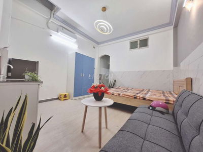 Cho thuê phòng chính chủ studio 30m2 4.7tr CMT8 cạnh cv Lê Thị Riêng