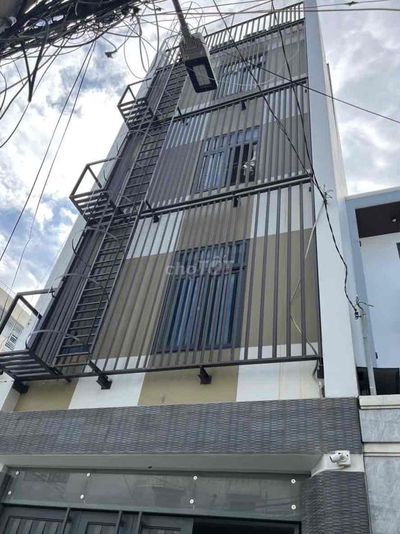 Bán Toà nhà CHDV Phan Huy Ích p12 DT:4,6x23 6 lầu 19p, khoán 60tr/th
