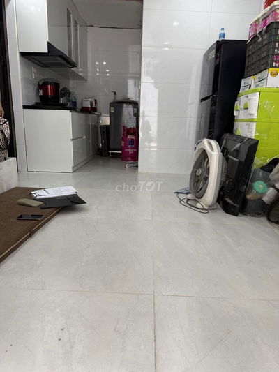 NHÀ BÁN Y HÌNH PHỐ TÂN MAI 33M/1T/GIÁ 1,9 TỶ OTO ĐỖ CỬA