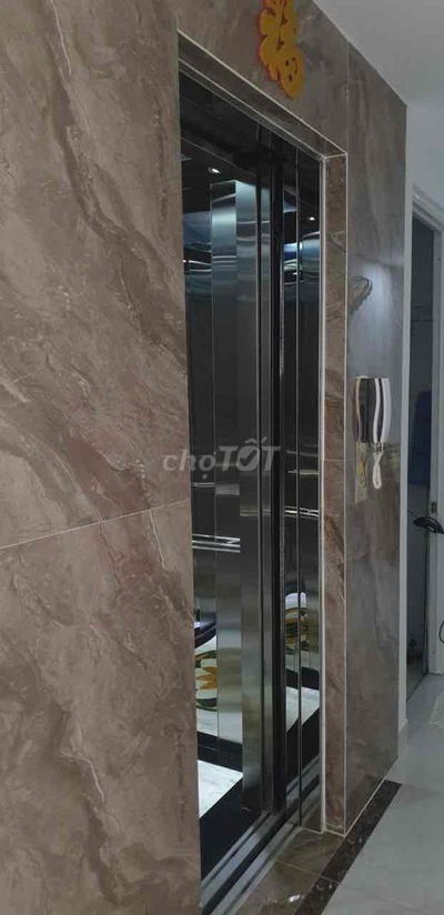 Mặt tiền Nguyễn Công Trứ Q1, 8 lầu thang máy, dt 4x13m, hdt 90tr/th