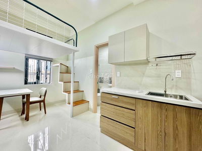 CHDV mới 100% Gần Huflit BKU UEH ở liền có thang máy