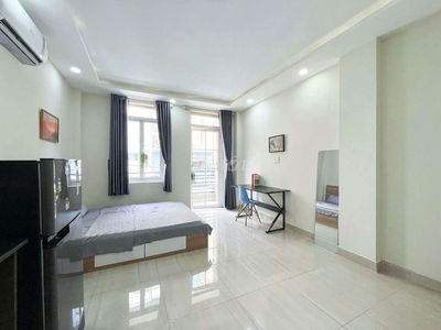 Cho Thuê Căn Hộ Ban Công, 42m2 , Gần Tòa Nhà Viettel