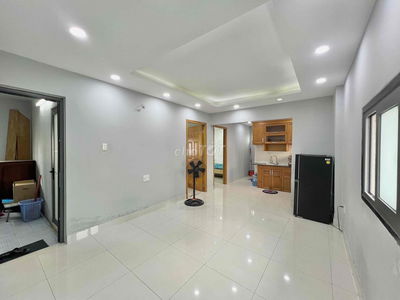 CHO THUÊ CHUNG CƯ 2PN 60M2 NGAY CHỢ TÂN ĐỊNH QUẬN 1 GIÁ RẺ CẠNH TRANH
