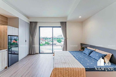 Căn hộ dịch vụ cao cấp Q7_ studio ban công_ new 100%_ gần Lotte, Rmit,