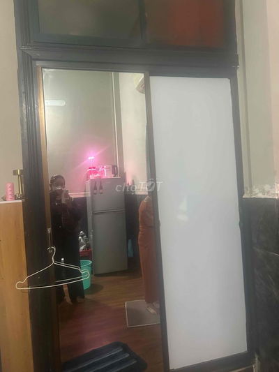 Phòng trọ trệt ở được 2-3 bạn hoặc gia đình 🏠