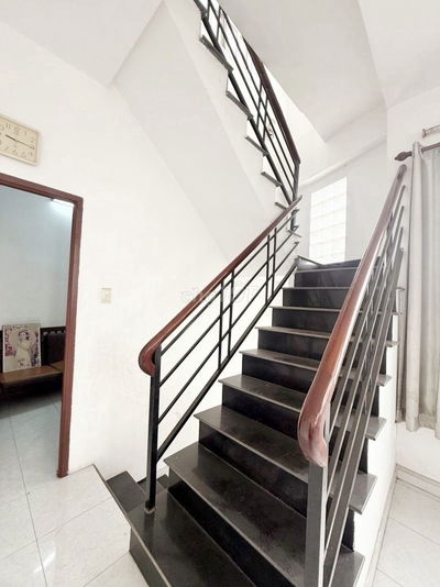 NGUYỄN CẢNH CHÂN–QUẬN1-GÓC 2 MẶT-36m2–4Tầng–KHÔNG LG–CÁCH MẶT TIỀN 30M