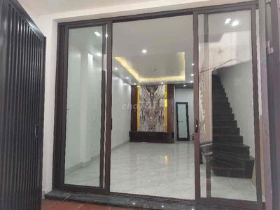 Bán nhà đẹp Thạch Bàn 32 m 5 tầng full nội thất