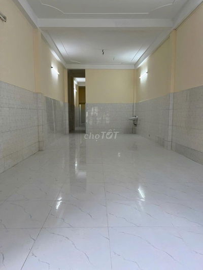 Cho thuê nhà mặt tiền đường Nguyễn Thái Học, gần Đại Lộ Hòa Bình