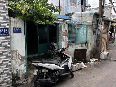 Nhà hẻm 47m2, 1 phòng ngủ, 1 toilet, khu vực đường Huỳnh Tấn Phát