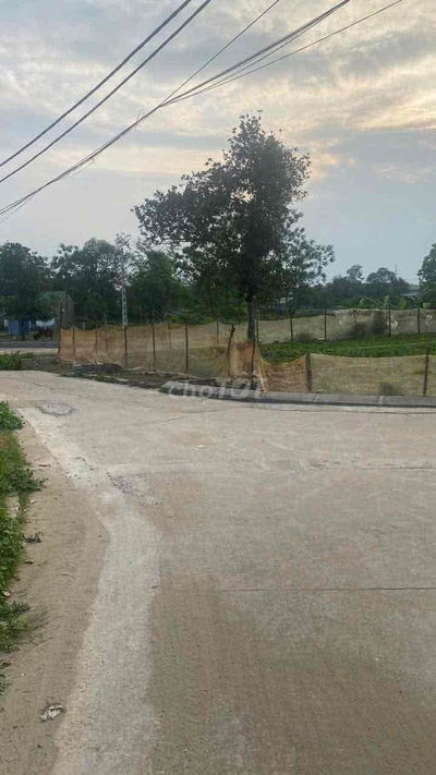 Đất khu công nghệ cao hoà lạc 131m2 full thổ cư gần đường 420