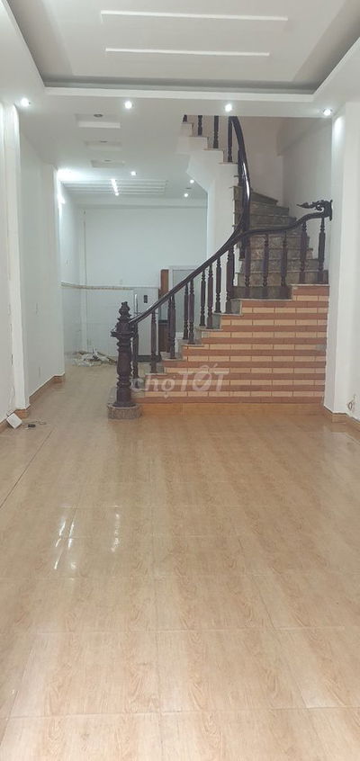 Chỉ 15 tỷ có nhà Mỗ Lao sau Big C, 55m 3 tầng, xe tải tránh nhau