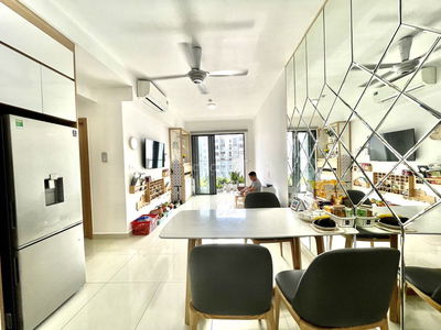 Cần bán: căn hộ Emerald 71m2 (2pn-2wc), full NT, view nội khu, 4.48 tỷ