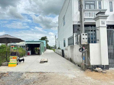 Thanh lý 8 lô đất thổ cư sổ hồng riêng gần ql 1A cách chợ BC 2km