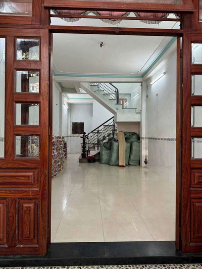 Nhà nguyên căn 4x15m, 1 lầu, 2 phòng ngủ