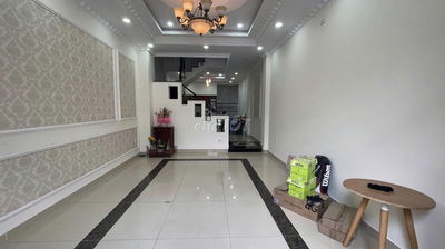 NHÀ 1T3L 6PN 6WC, SÂN ĐẬU OTO, NGAY NHÀ HÀNG BÊN SÔNG, ĐƯỜNG 26, HBC