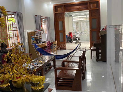 Bán nhà Hiệp Thành, Quận 12, DT 125m², vỉa hè rộng tiện kinh doanh, ở