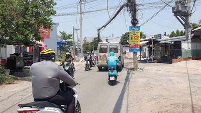 Bán đất MT Võ Thị Hồi . Dân cư đông . Tiện buôn bán