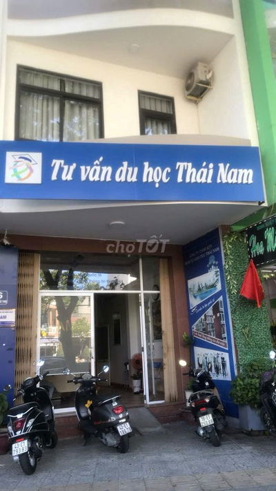 BÁN NHÀ  MT  NGUYỄN HỮU THỌ. HẢI CHÂU. ĐÀ NẴNG  - NHÀ 2 MT ĐƯỜNG