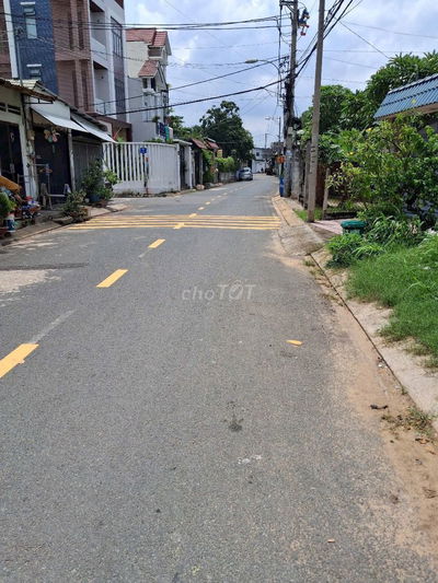 Bán gấp đất Mặt tiền đường 120 ngay Suối Tiên