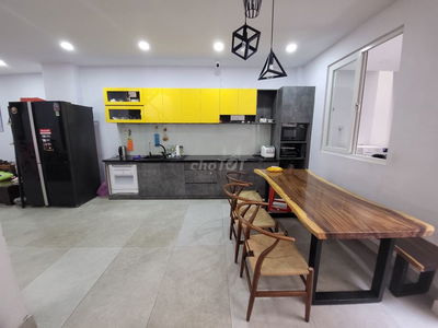 Bán nhà Ba Đình Quận 8, 97m2, 2 tầng, 4 pn, hẻm thông.