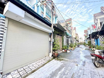 Chủ gởi bán nhà khu 74 căn Bửu Hòa 1trệt 1lầu, 4x16=63.7m2,sổ riêng,th