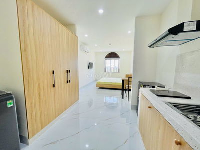Phòng Full Nội Thất Mới Xây - Sát Trường ĐH FPT - Giá Tốt