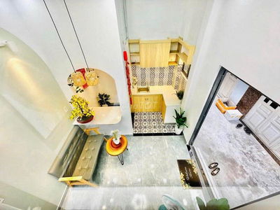 NHÀ 3 TẦNG LÔ GÓC – GẦN SÂN BAY T3 – CHỈ 2.98 TỶ