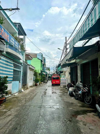 BÁN ĐẤT TẶNG NHÀ CHIẾN LƯỢC THÔNG TL10-KINH DOANH BUÔN BÁN - HẺM THÔNG