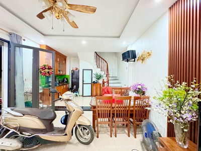 NHÀ Ở NGAY 37M 3 NGỦ PHÚC LỢI - SỔ ĐẸP - TẶNG LUÔN NỘI THẤT - 5 TỶ NHỎ