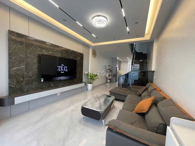 BÁN NHÀ 4 TẦNG PHỐ TÂY MỖ, 37M2, HÀNG XÓM VINHOMES SMART CITY, HƠN 5TỶ