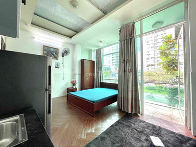 STUDIO FULL NỘI THẤT BAN CÔNG SIÊU THOÁNG MÁT SIÊU SẠCH SẼ GẦN AEON