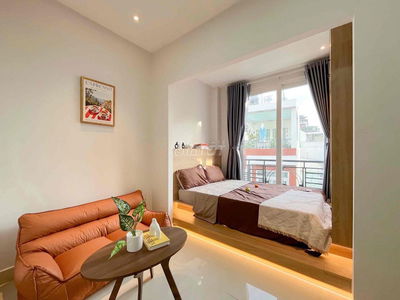 Phòng 38m2 ban công, xa bếp - Phùng Văn Cung,  Phú Nhuận gần Q1, Q2,Q3