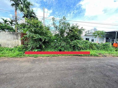 HẠ GIÁ TỪ 1ti3 CHỈ CÒN 1ti1 đất Ekao đường nhựa thông