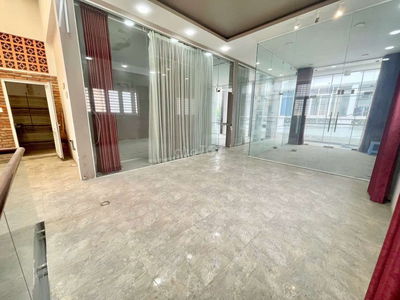 Văn Phòng Suốt 10x12, 1LẦU, 2PN 2WC, HẺM XE HƠI an ninh