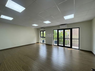 Cho thuê văn phòng tại Nguyên Hồng Đống Đa sàn 45m2 nhà mới xây giá rẻ