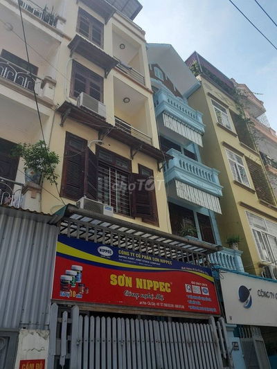 Cho thuê nhà ngõ 58 phố Nguyễn Khánh Toàn, Dt 50m2 x 5 tầng, 16 triệu