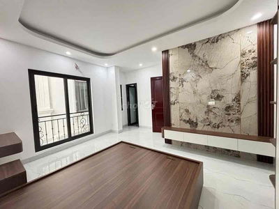 Bán nhà Thanh bình 35m x 5 Tầng, gần phố, tặng full nội thất, 6 Tỷ