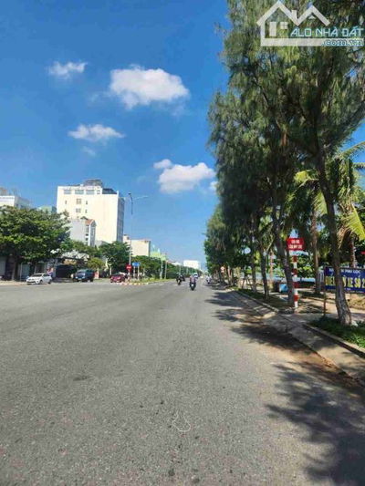LÔ GÓC MẶT TIỀN XUÂN THIỀU - SÁT BIỂN NGUYỄN TẤT THÀNH - GIÁ ĐẦU TƯ - CHỈ 6 TỶ X