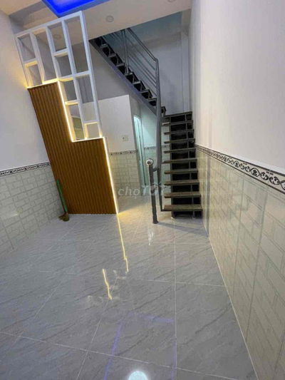 NHÀ CHO THUÊ KHU VĂN THAN PHƯỜNG 8 QUẬN 6  số nhà 193/7 B   NGANG 3 x6
