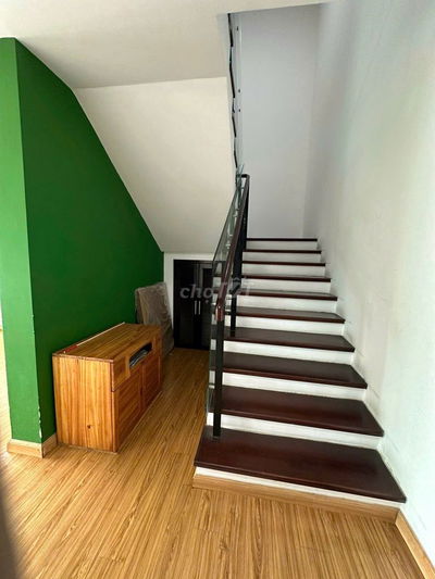 Cần bán căn hộ Duplex Tản Đà P11 Q5