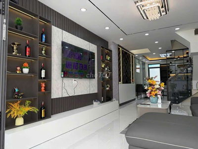 MẶT TIỀN HẺM THÔNG - NHÀ MỚI 03 TẦNG - Ô TÔ NGỦ TRONG NHÀ.