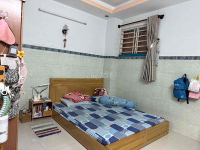 Cho thuê phòng Hậu Giang, Q6 có nội thất